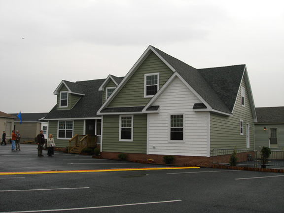 Patriot Home Sales - Model: HF114-A Sample Home Pennwest Davenport II Exterior Photo