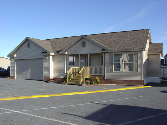 Patriot Home Sales - Model: HR111-A Sample Home Pennwest Dover Exterior Photo Patriot Home Sales - Model: HR111-A Sample Home Pennwest Dover Exterior Photo