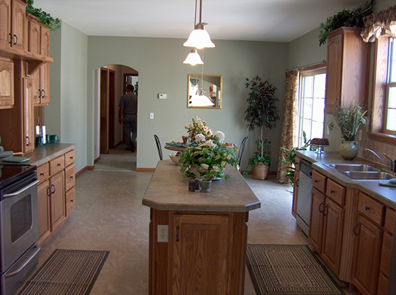 Patriot Home Sales - Model: HR108-A Sample Home Pennwest Oakland Sample Home # 2  Ranch Style Modular Home - Kitchen Photo