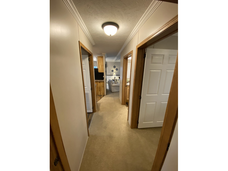 65-Patriot-Cottage-Hallway