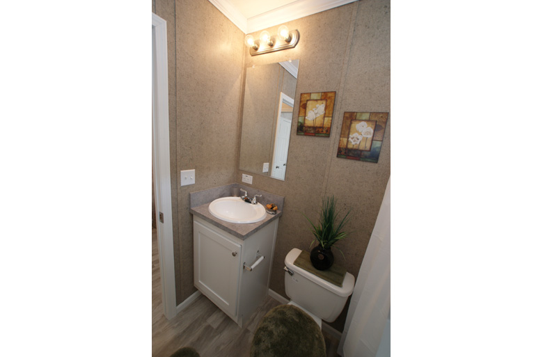 13 - Chesapeake Single 60F9020-2FT-A Bathroom # 1