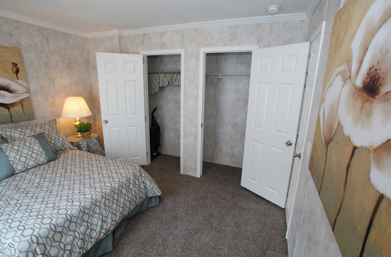 18 - Chesapeake Single 60F9020-2FT-A Bedroom # 1 Closet