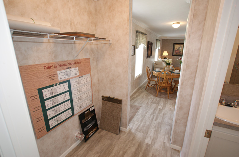 20 - Chesapeake Single 60F9020-2FT-A Utility Area