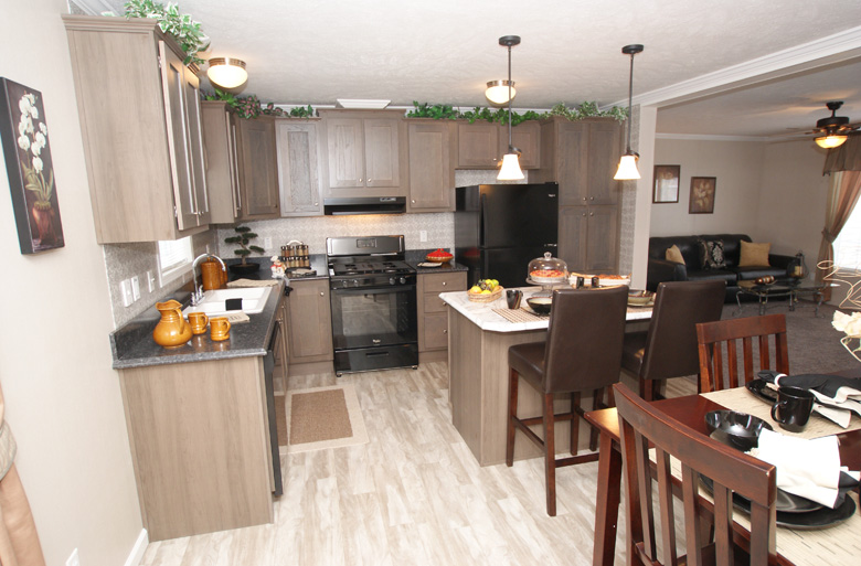 10 - Eagle River Greystone 48J1010 Dining Area And Kitchen
