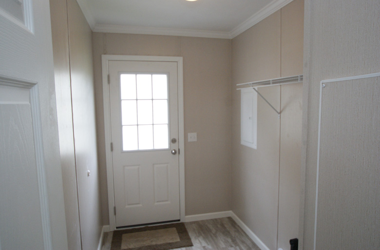 14 - Eagle River Greystone 48J1010 Utility Room
