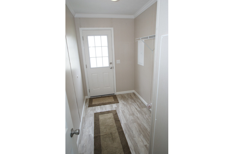 15 - Eagle River Greystone 48J1010 Utility Room