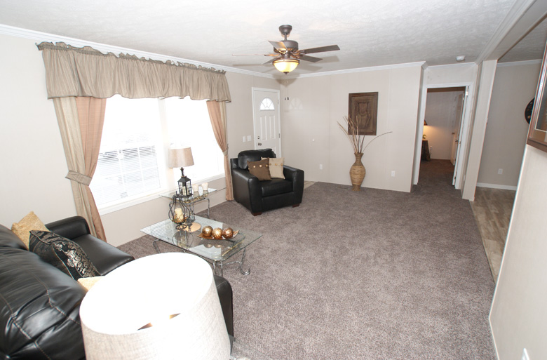 19 - Eagle River Greystone 48J1010 Living Room