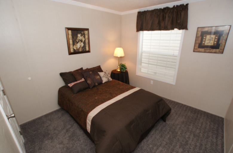 44 - Eagle River Greystone 48J1010 Bedroom # 3