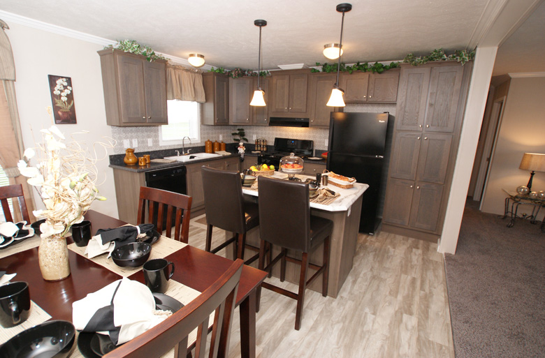 51 - Eagle River Greystone 48J1010 Dining Area Into Kitchen