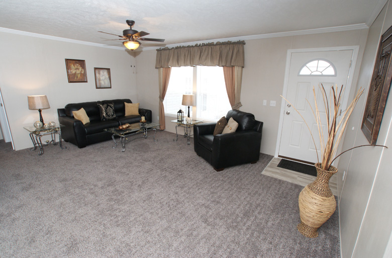 52 - Eagle River Greystone 48J1010 Living Room