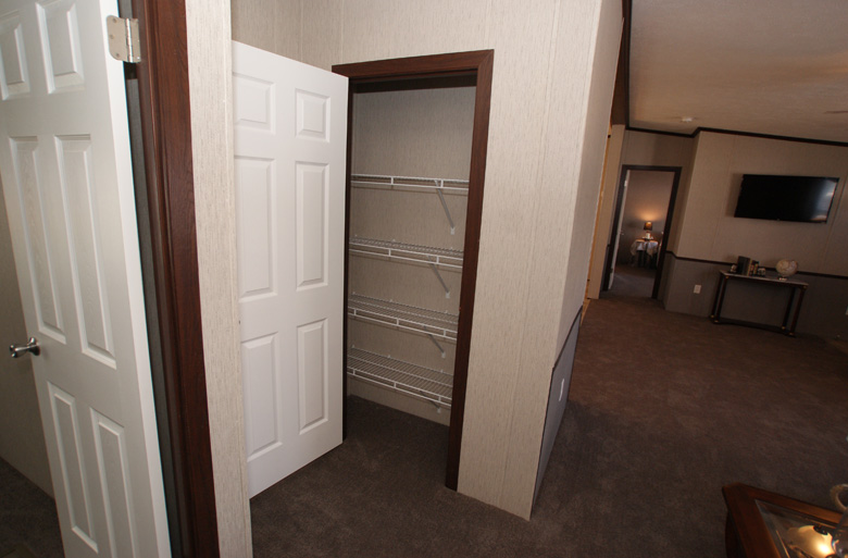 42 - Eastland A3222A Hallway Linen Closet